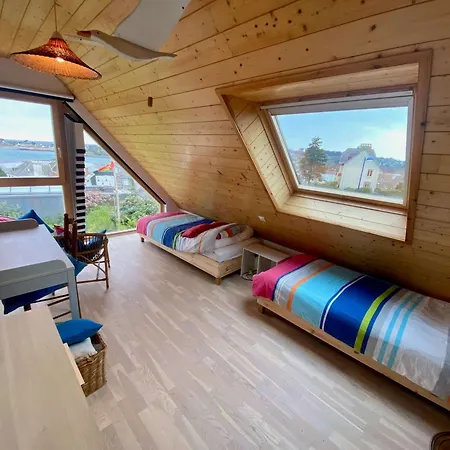 House With Sea View And Large Garden For 8 People *